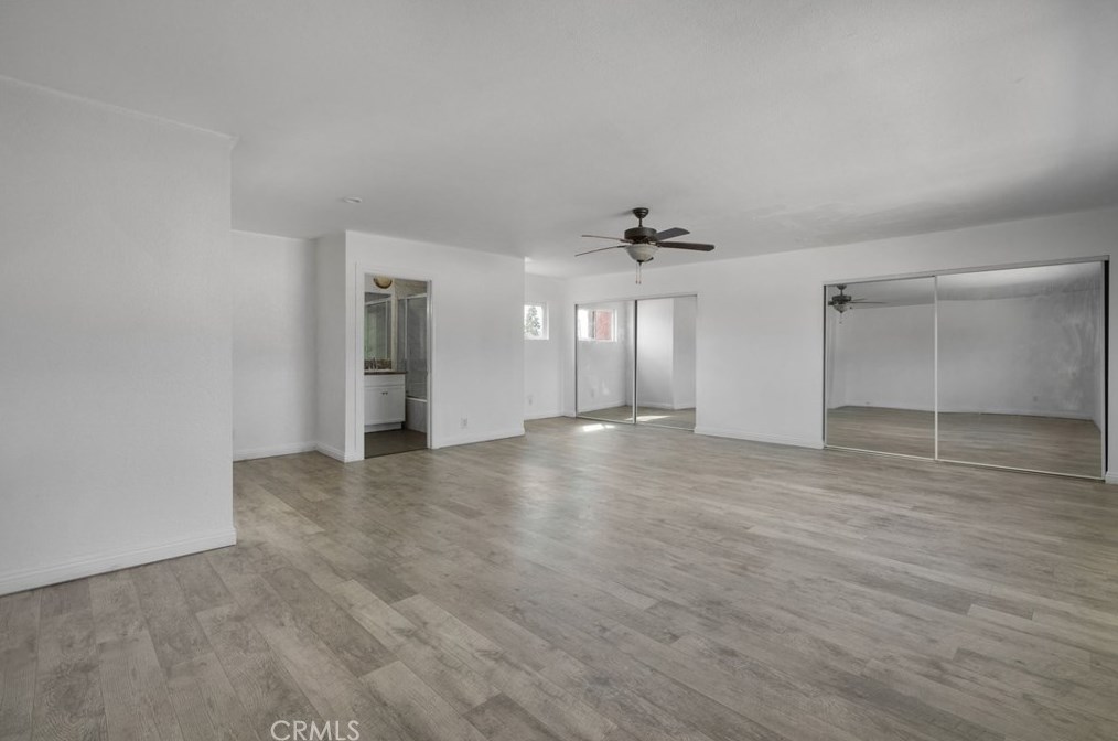 825 104th St, Los Angeles CA  90044-4407 exterior