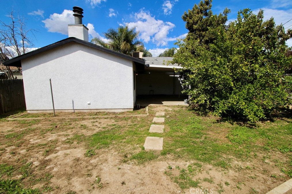 1924 Spring Garden St, Riverside CA  92507-2023 exterior