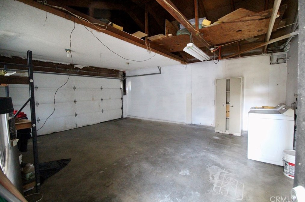 1924 Spring Garden St, Riverside CA  92507-2023 exterior