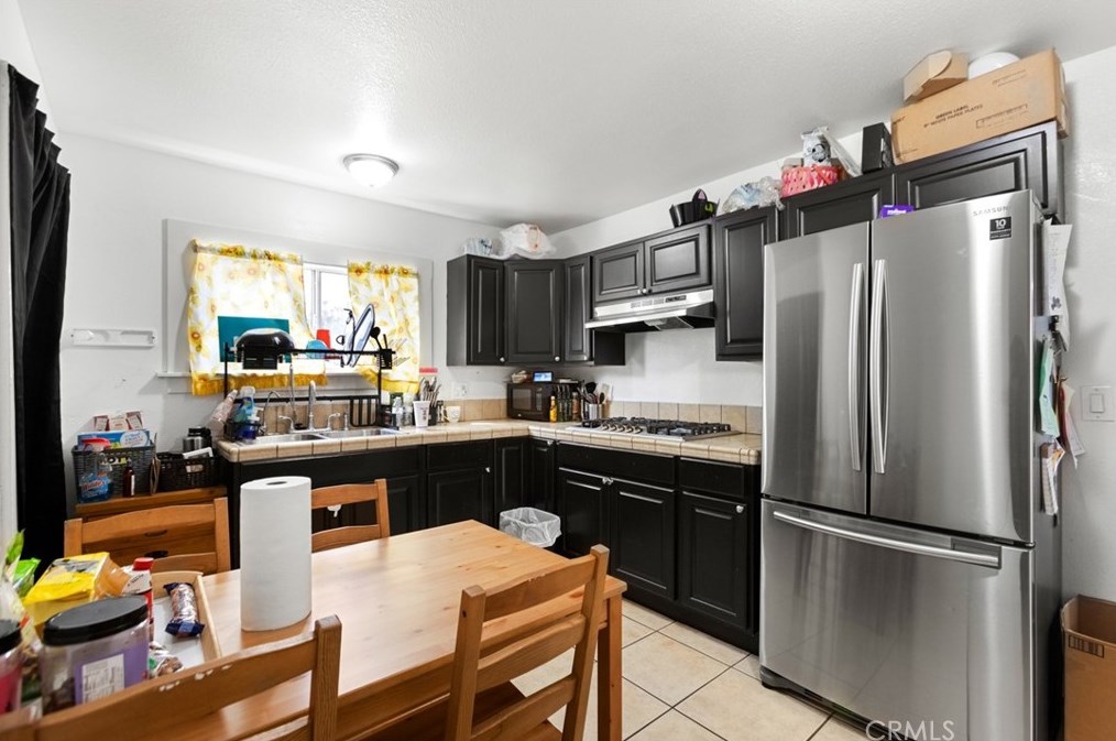 1170 71st St, Los Angeles CA 90003-1837 exterior