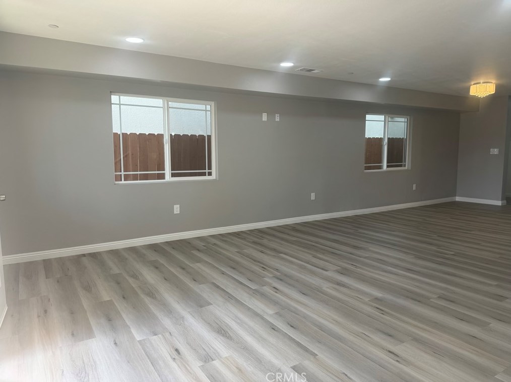 9009 Bch St, Los Angeles CA  90002-3019 exterior