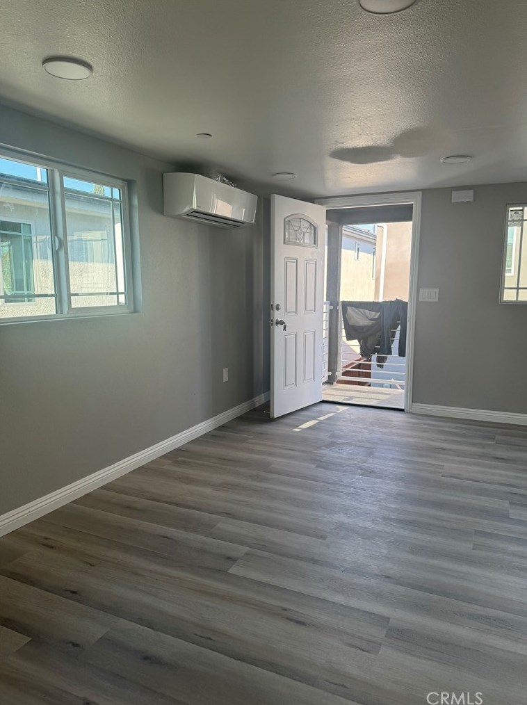 9009 Bch St, Los Angeles CA  90002-3019 exterior