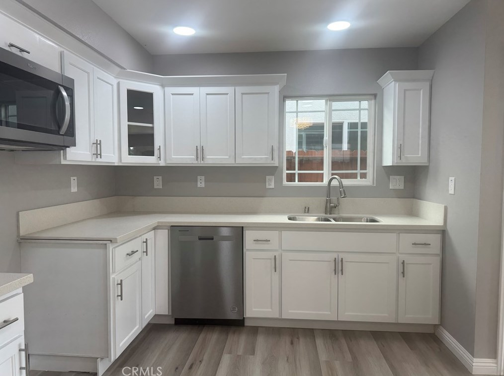 9009 Bch St, Los Angeles CA  90002-3019 exterior