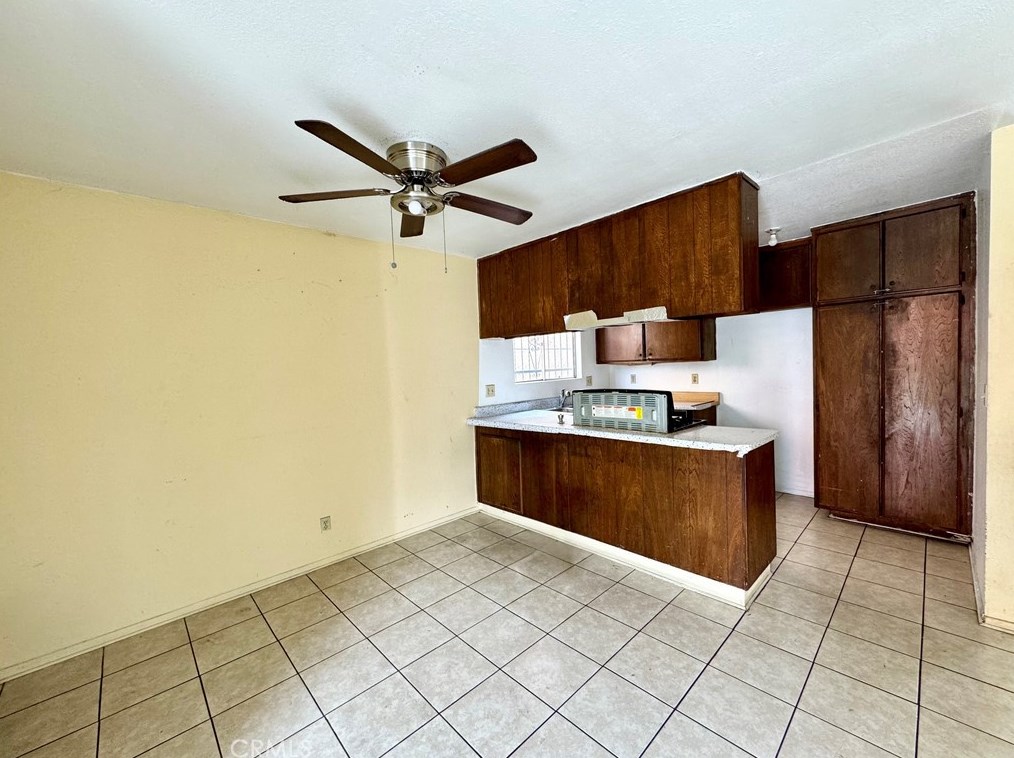 9711 Bandera St, Los Angeles CA  90002-3012 exterior