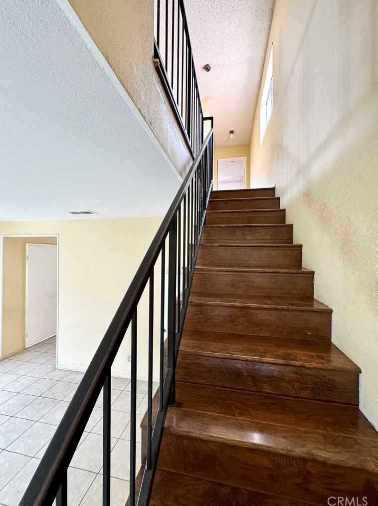 9711 Bandera St, Los Angeles CA  90002-3012 exterior