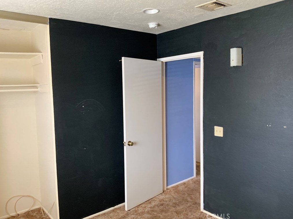 1341 Tara St, Barstow CA  92311-5552 exterior