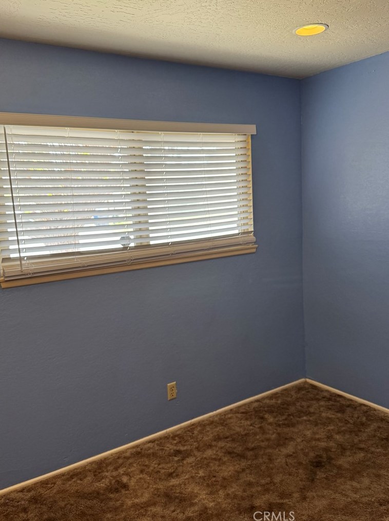 1341 Tara St, Barstow CA  92311-5552 exterior