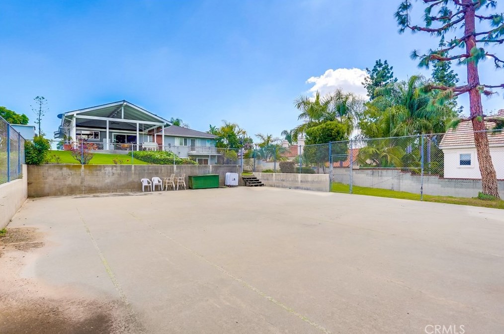 15257 Campina Ln, La Mirada CA  90638-1401 exterior