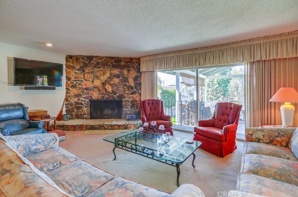 15257 Campina Ln, La Mirada CA  90638-1401 exterior