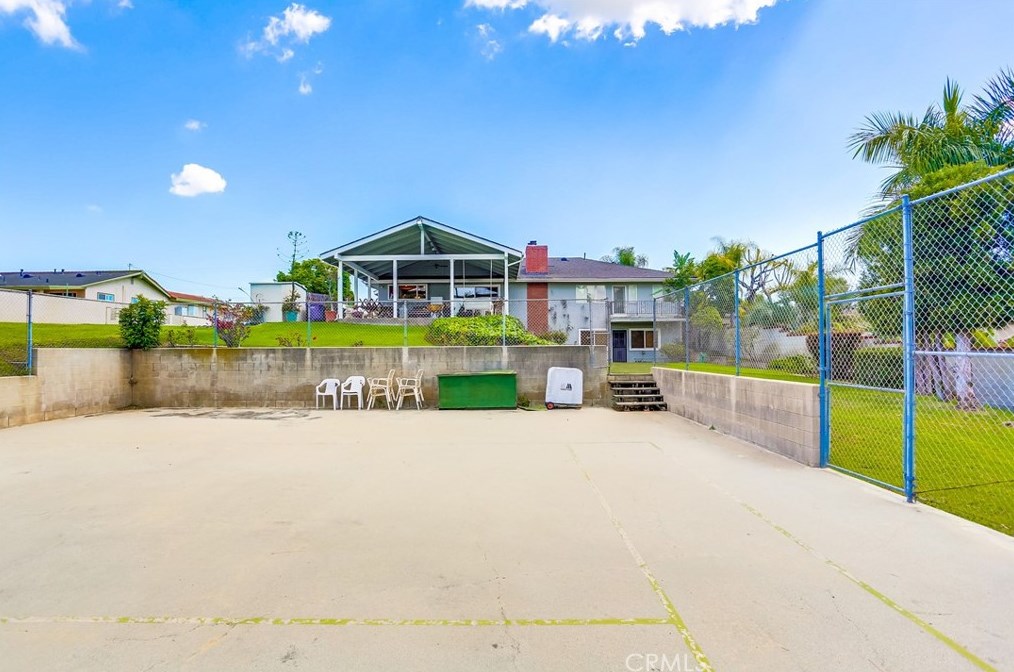 15257 Campina Ln, La Mirada CA  90638-1401 exterior