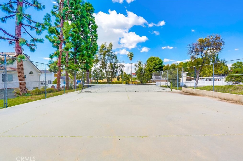 15257 Campina Ln, La Mirada CA  90638-1401 exterior