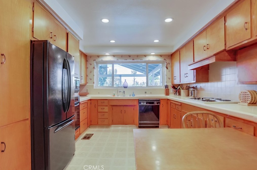 15257 Campina Ln, La Mirada CA  90638-1401 exterior