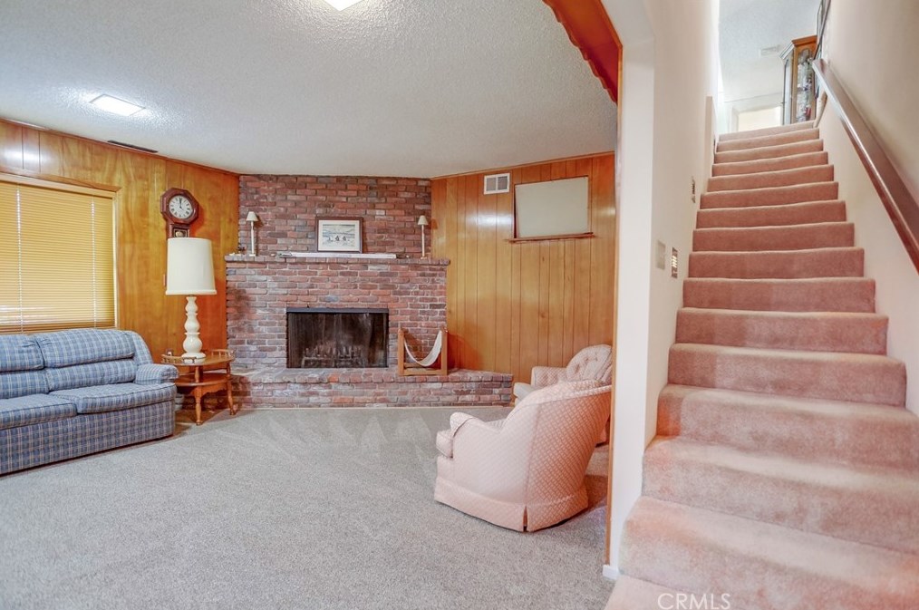 15257 Campina Ln, La Mirada CA  90638-1401 exterior