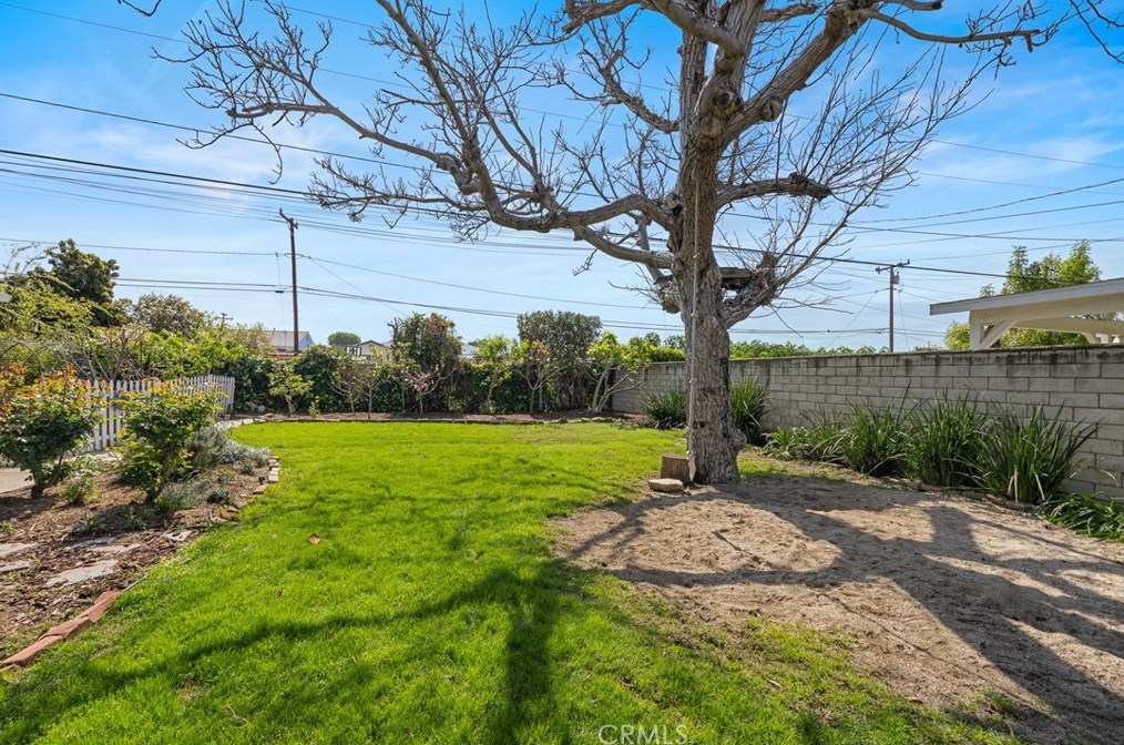 11242 Ringwood Ave, Whittier CA  90670-4342 exterior