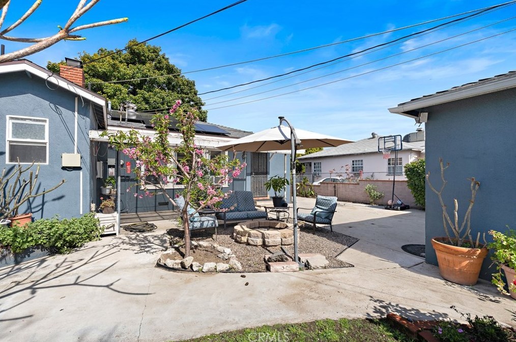 11242 Ringwood Ave, Whittier CA  90670-4342 exterior