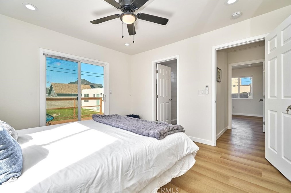 2027 75th St, Los Angeles CA  90047-2302 exterior