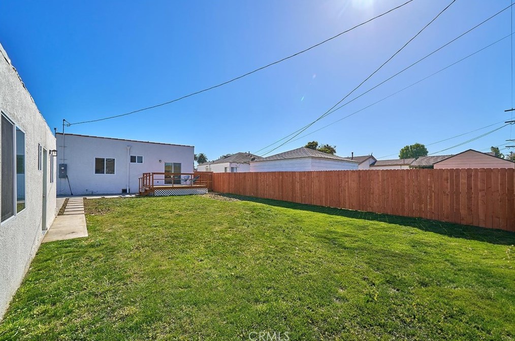 2027 75th St, Los Angeles CA  90047-2302 exterior