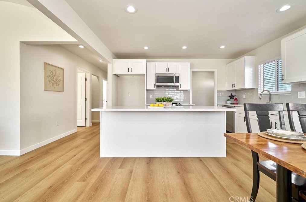 2027 75th St, Los Angeles CA  90047-2302 exterior