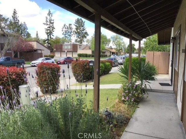 2200 Pinon Springs Cir, Bakersfield CA  93309-4455 exterior