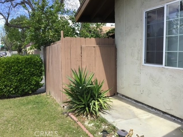 2200 Pinon Springs Cir, Bakersfield CA  93309-4455 exterior