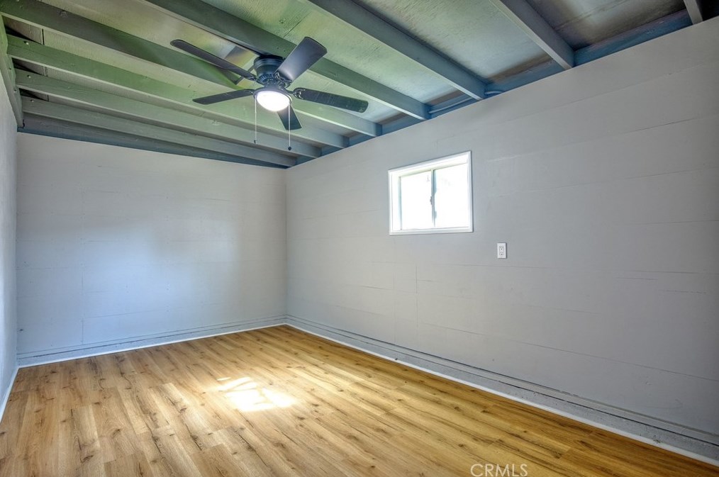 6621 Lindley Ave, Los Angeles CA  91335-5512 exterior