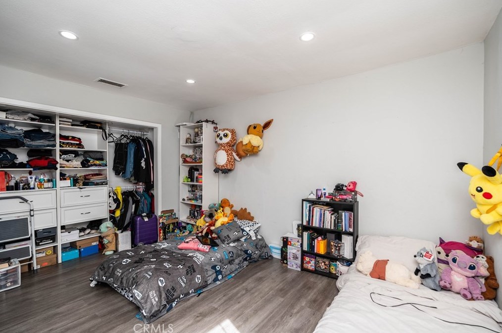 1406 108th St, Los Angeles CA  90047-4944 exterior