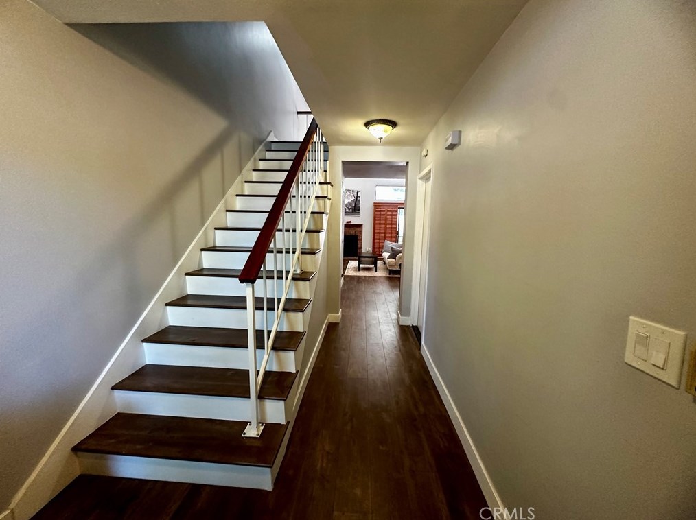 630 Artisan Rd, Thousand Oaks CA  91320-5702 exterior