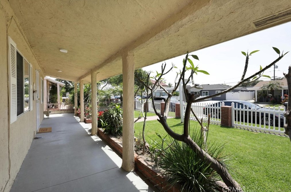 13112 Dalwood Ave, Norwalk CA  90650-5621 exterior