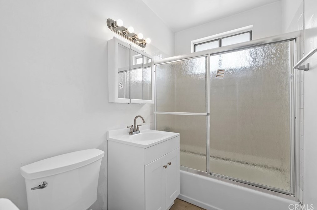 8219 Morton Ave, Los Angeles CA  90001-3541 exterior