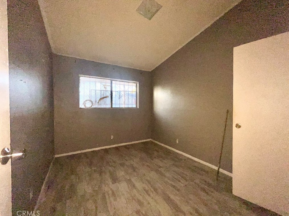 223 89th St, Los Angeles CA  90003-3705 exterior