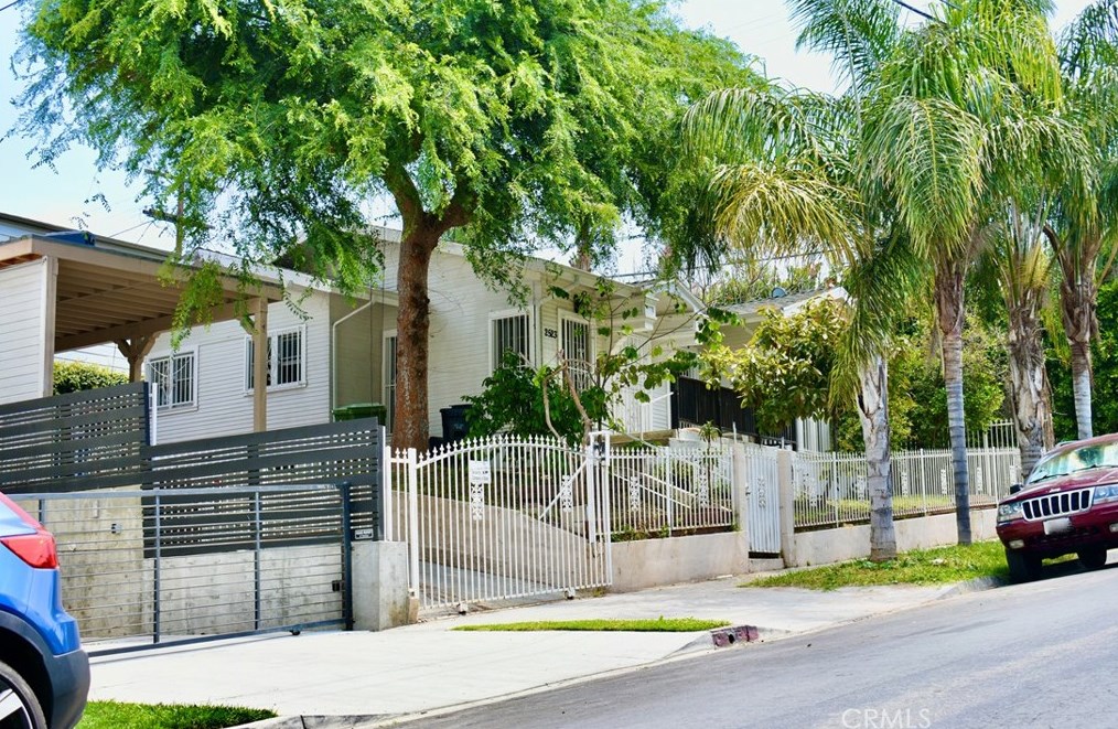 2523 2nd St, Los Angeles CA  90057-2004 exterior
