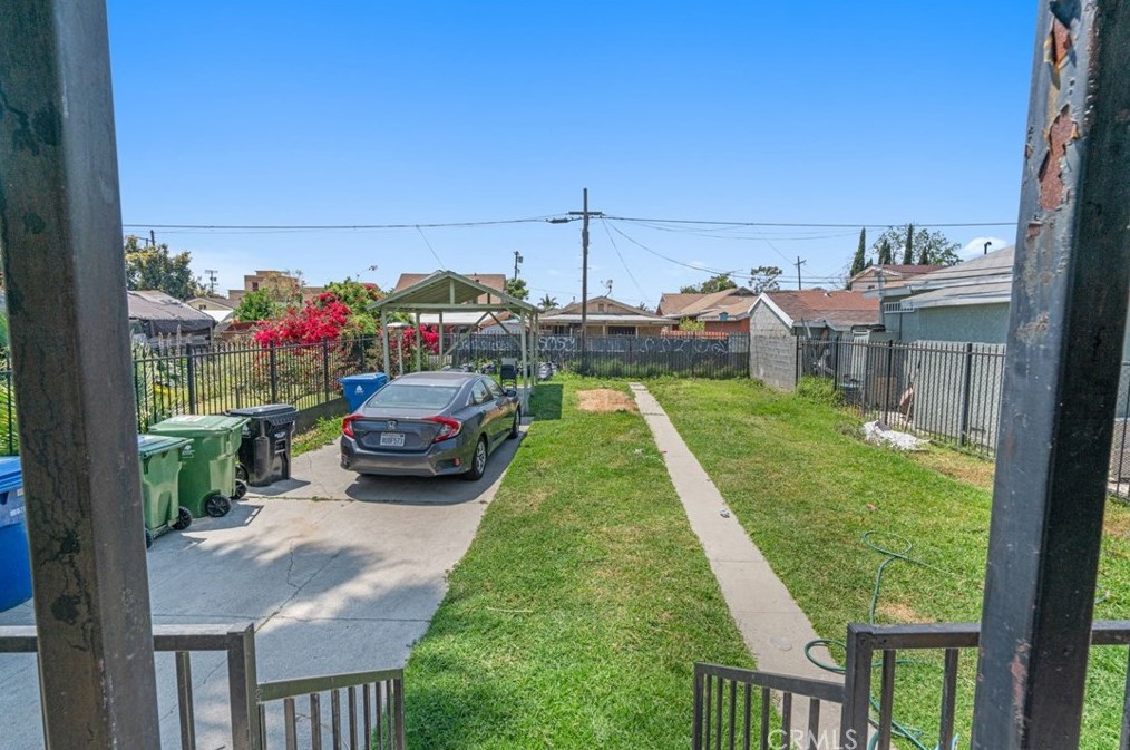 4323 Honduras St, Los Angeles CA  90011-3818 exterior