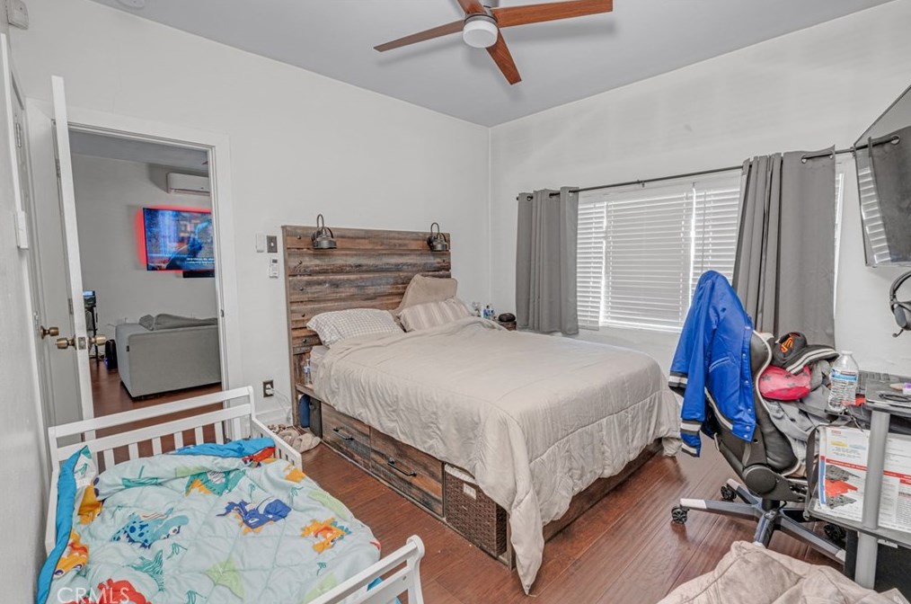 4323 Honduras St, Los Angeles CA  90011-3818 exterior