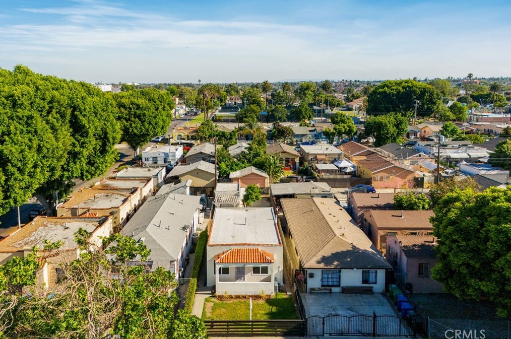 1506 60th St, Los Angeles CA  90001-1304 exterior