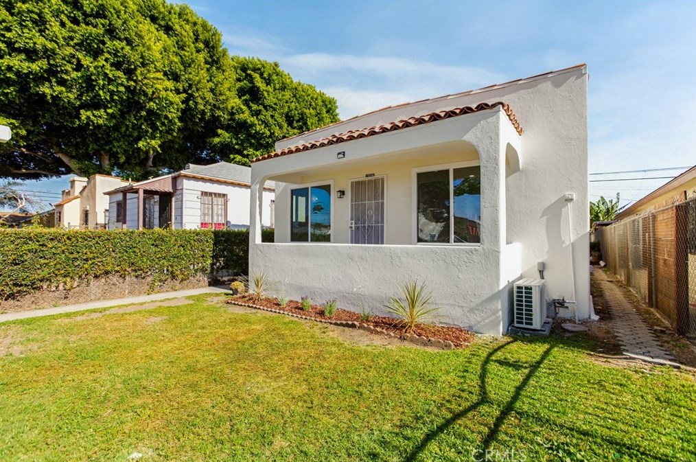 1506 60th St, Los Angeles CA  90001-1304 exterior