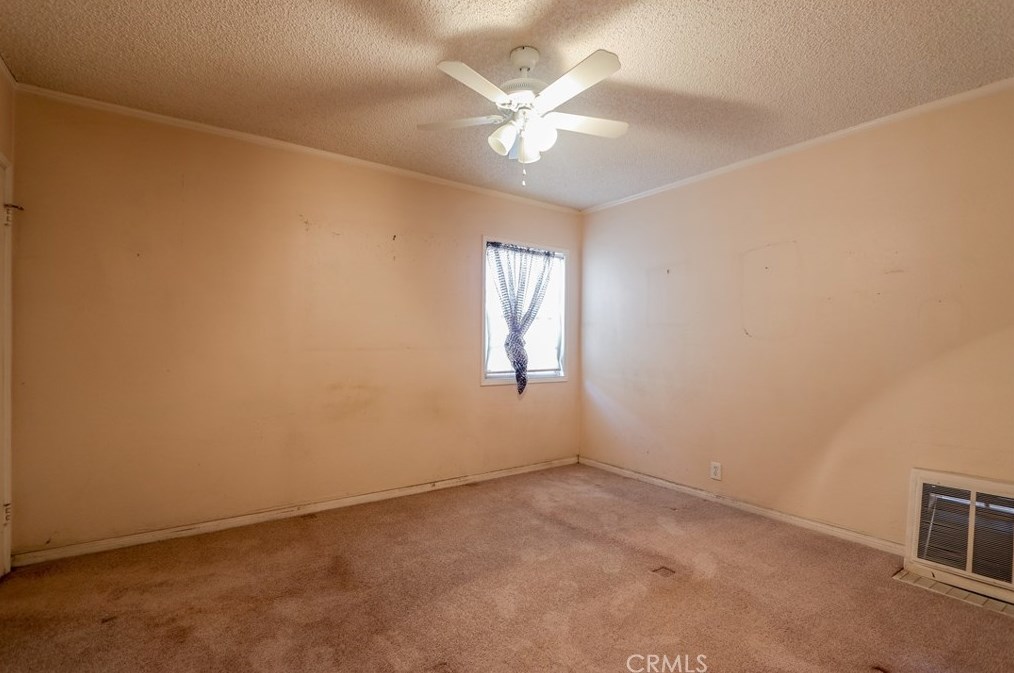 6545 Gaviota Ave, Long Beach CA  90805-2524 exterior