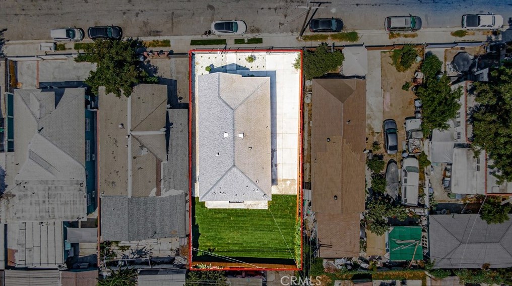 702 41st Pl, Los Angeles CA  90011-2951 exterior