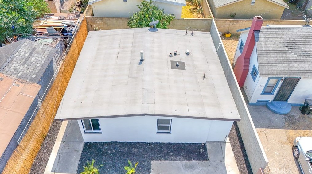 216 66 St, Los Angeles CA  90003-1813 exterior