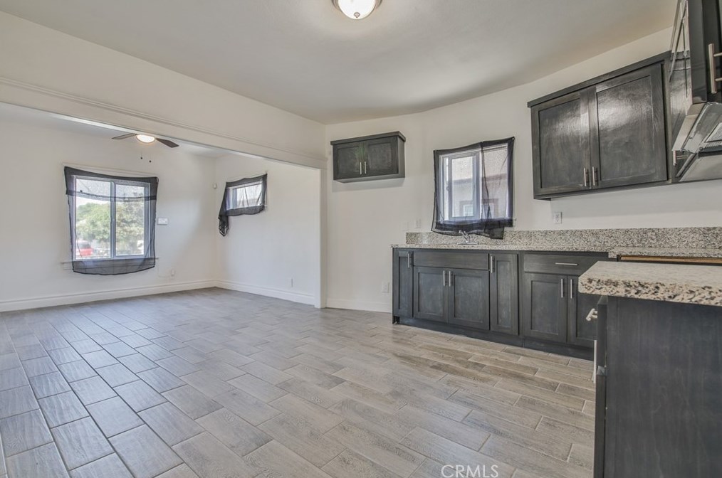 216 66 St, Los Angeles CA  90003-1813 exterior