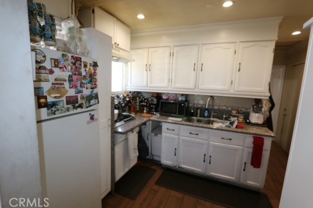 344 84 Pl, Los Angeles CA  90003-3106 exterior