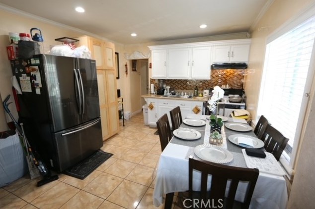 344 84 Pl, Los Angeles CA  90003-3106 exterior