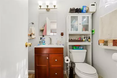 10431 Lesterford Avenue, Downey, CA 90241 - Photo 19