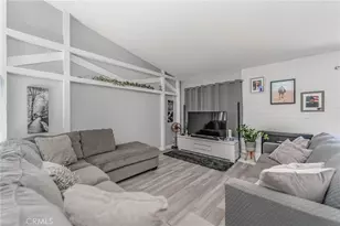 26212 Rainbow Glen Dr, Newhall, CA 91321 - Photo 7