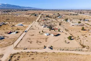 11524 Paramount Rd, Phelan, CA 92371 - Photo 27