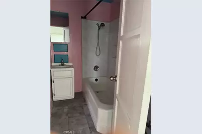 13918 Valerio Street, Van Nuys, CA 91405 - Photo 19