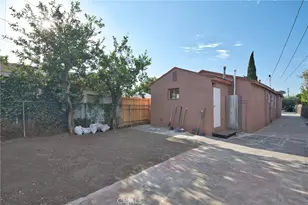 850 W 132nd St, Compton, CA 90222 - Photo 23