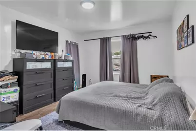 10125 Hunt Avenue, South Gate, CA 90280 - Photo 13