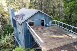 561 Dover Ct, Lake Arrowhead, CA 92352 - Photo 37