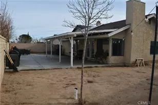 36913 Tobira Dr, Palmdale, CA 93550 - Photo 9