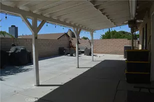 36913 Tobira Dr, Palmdale, CA 93550 - Photo 7